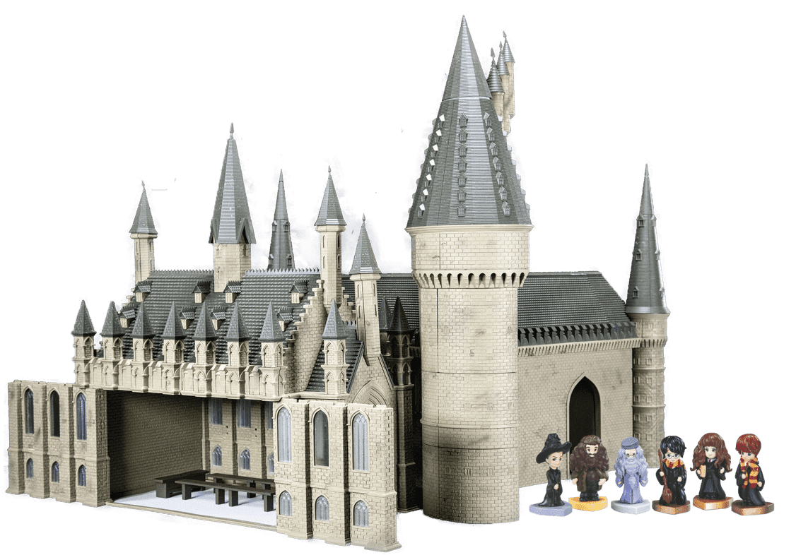 La maquette du château de Poudlard et les figurines