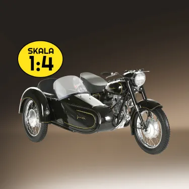 JUNAK M10 W SKALI 1:40